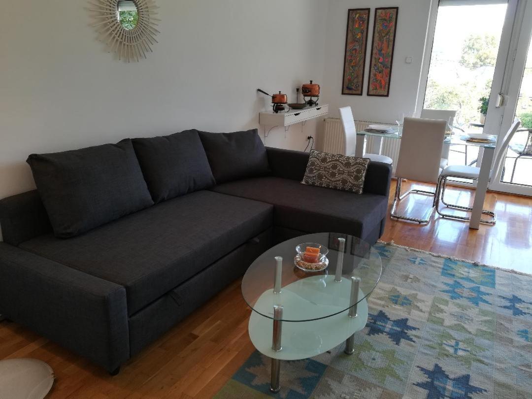 Homy Apartment In Buda, With Safe Garage And Terrace Budapest Exterior foto